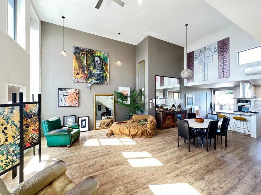 Stunning New York Loft Gallery كريستتشيرش المظهر الخارجي الصورة